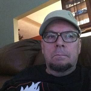 Meet your Posher, Bill